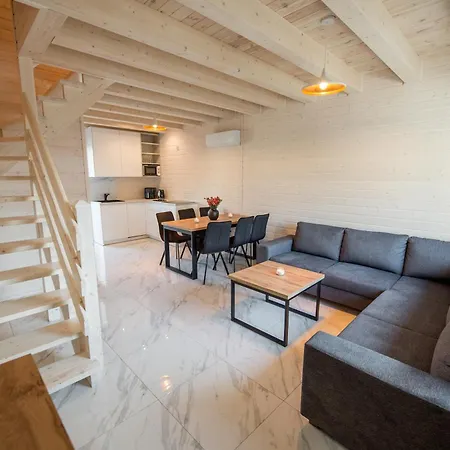 Villa Ross-domki Lux Hause & Jacuzzi
