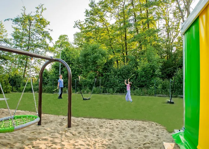 Ross-domki Premium Hause & Jacuzzi Sarbinowo